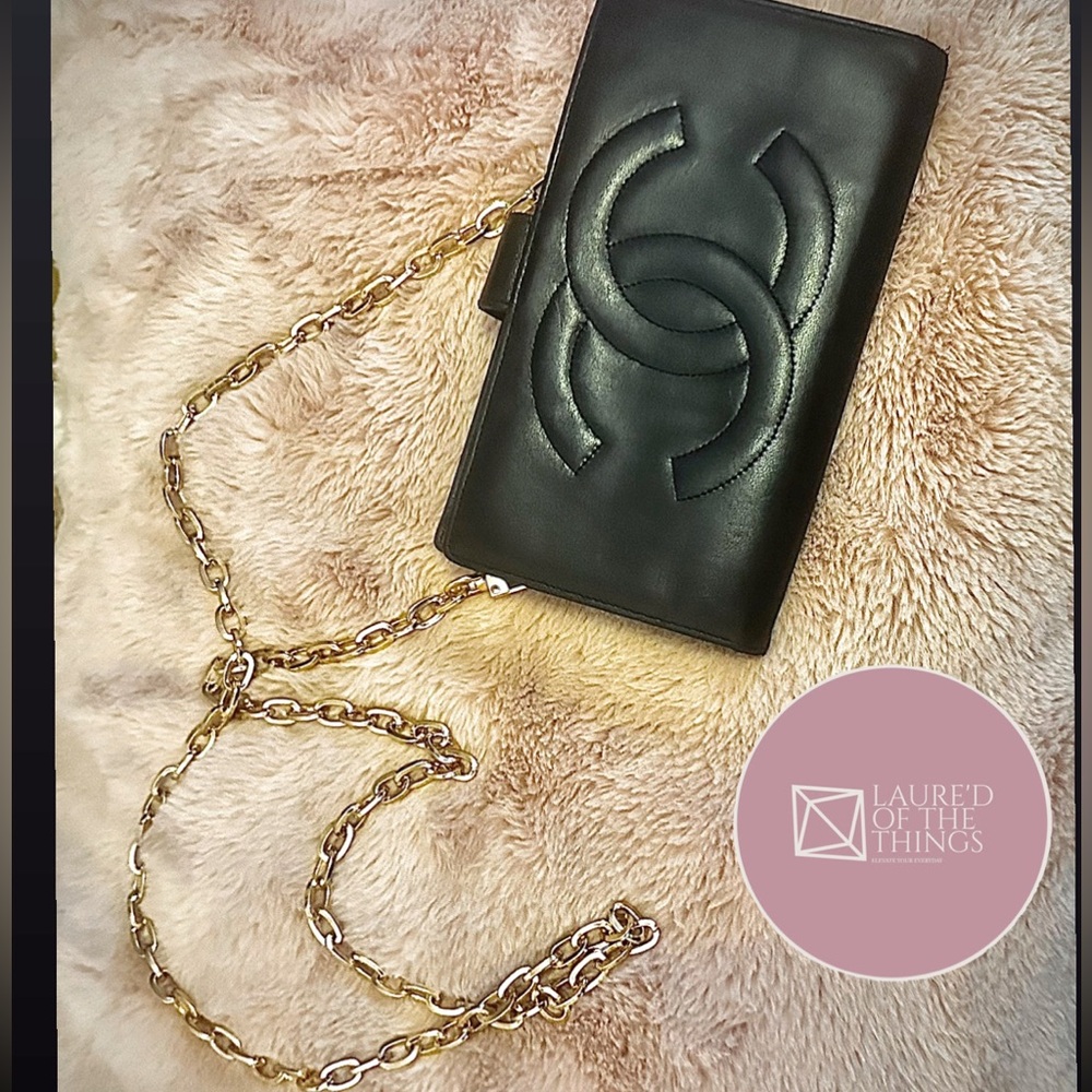 Vintage Black Chanel Wallet Clutch Quilted CC- with hardware and Gold Chain
